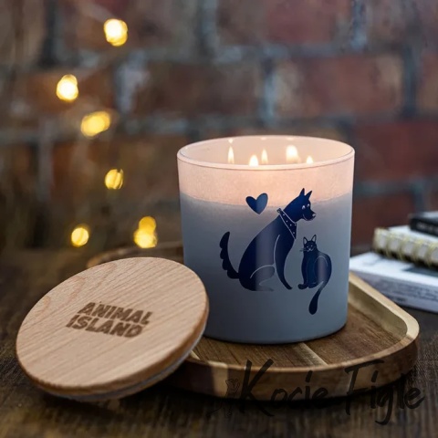 Animal Island - Świeca o aromacie białych kwiatów - 475ml