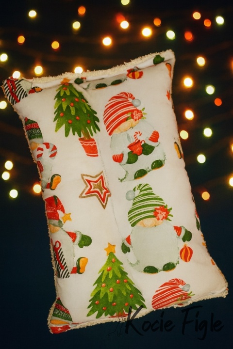 Kocie Figle - Legowisko Świąteczne - Białe