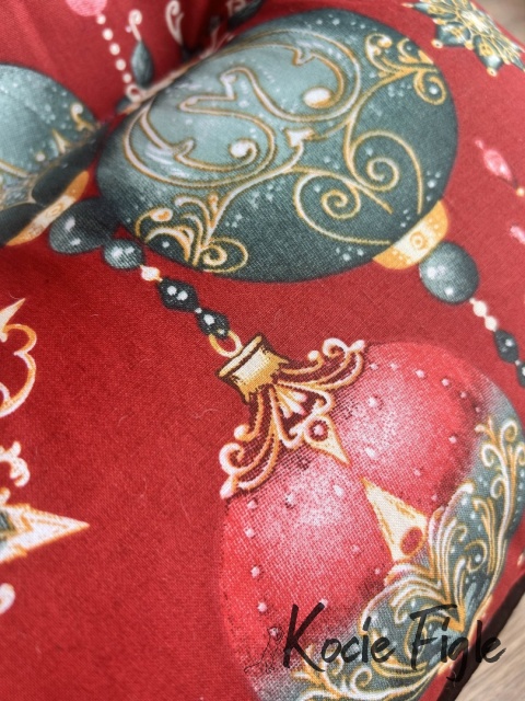 Kocie Figle - Legowisko Świąteczne - Czarne