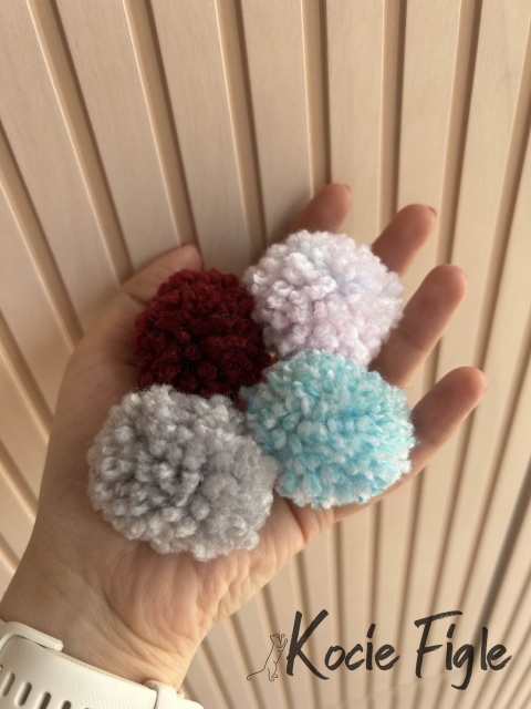 Kocie Figle - Koci Pompon