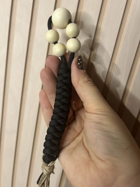 Kocie Figle - Wężyk z koralikami - Czarny