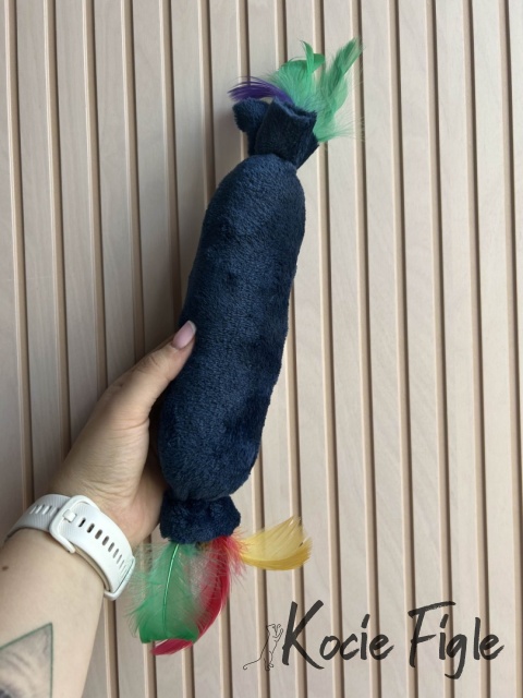 Kocie Figle - kopacz Cukierek z piórkami i kocimiętką